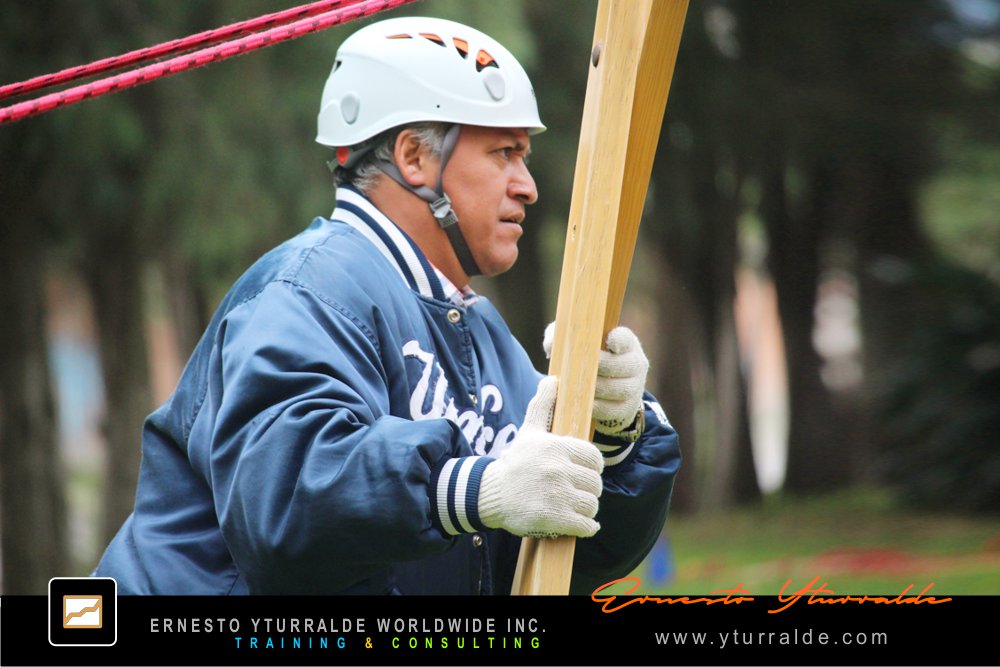 Taller de equipo en Colombia para fortalecer comunicación y acuerdos