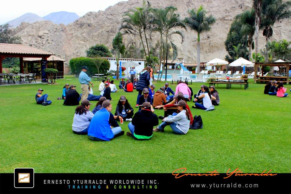 Taller de equipo en Colombia para mejorar coordinación y corresponsabilidad